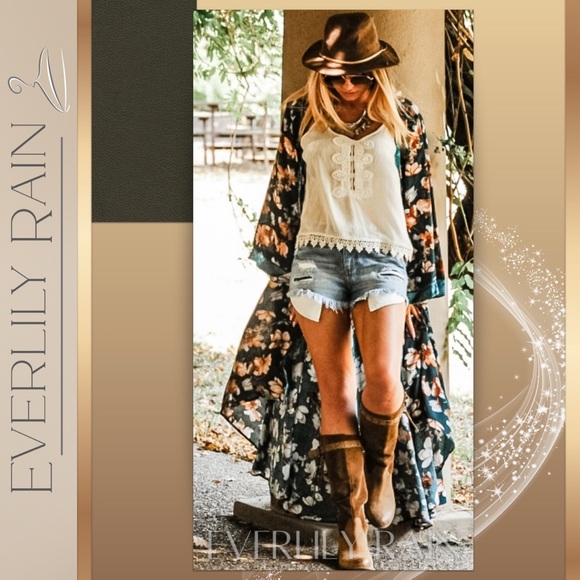 LAST ONE! Gorgeous Velvet Trim Kimono Duster - Picture 12 of 16